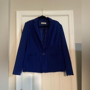Woman’s Kasper Blazer